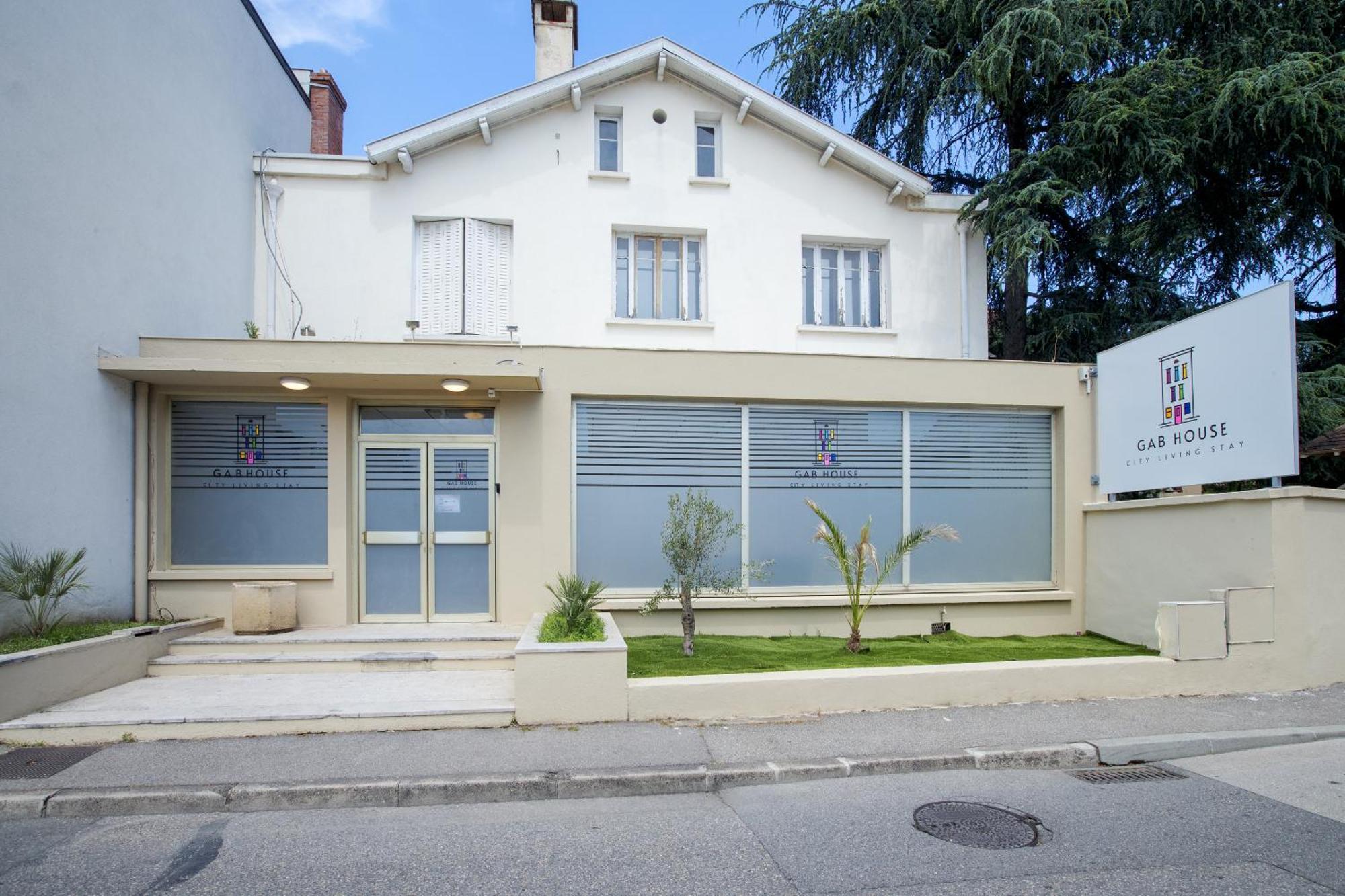 Gab House Hotel Bron Exterior foto